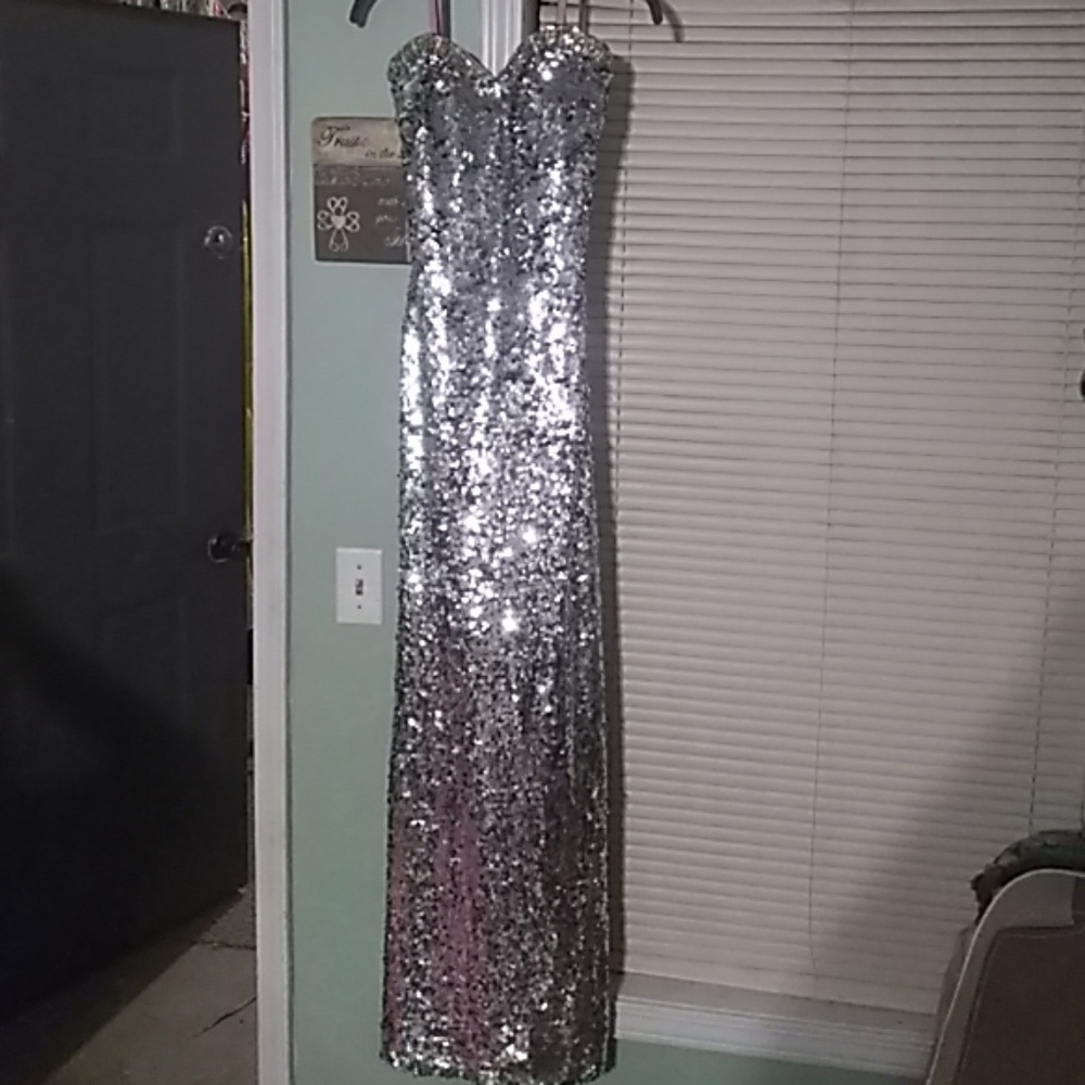 Brand new dress